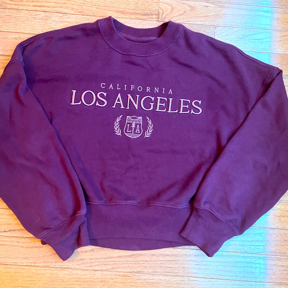 Abercrombie & Fitch Purple Crewneck Sweater
